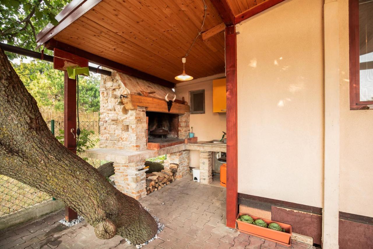 Villa Funny House à Pula Extérieur photo
